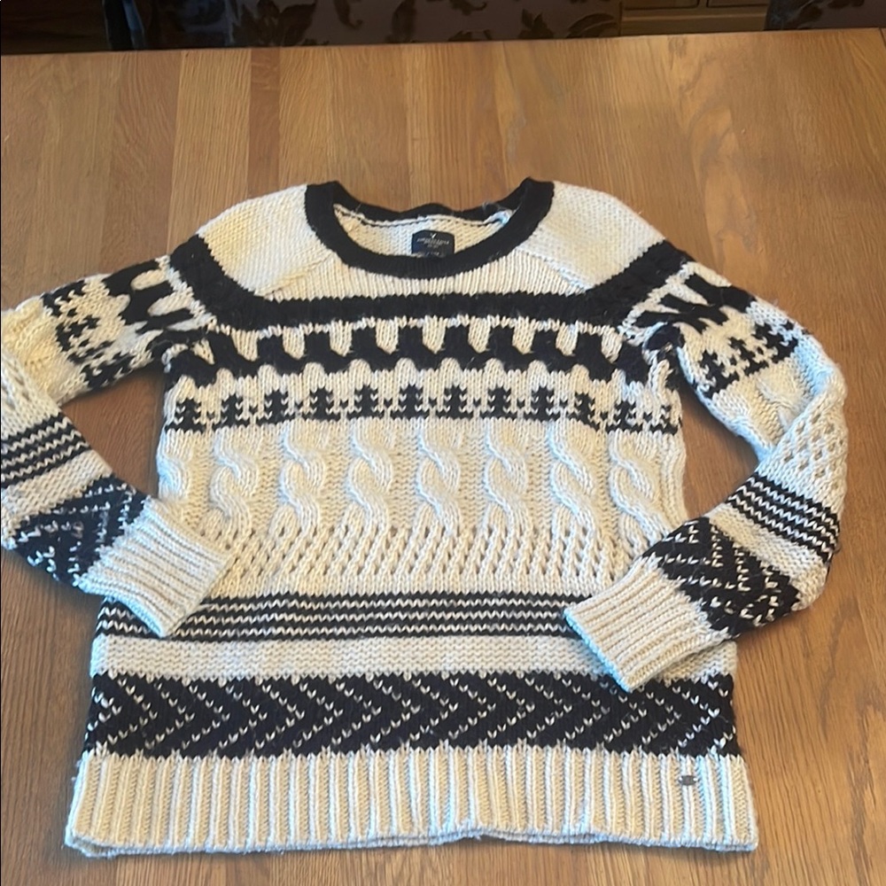 Cozy Black and White Knit Wool Blend Sweater